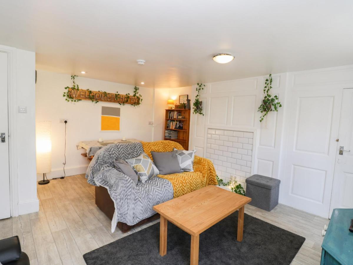The Surfers Bolt Hole Apartment Whitby Luaran gambar